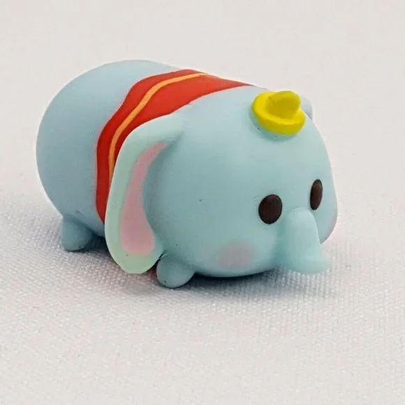 Disney TSUM TSUM Dumbo 123 Medium Stackable Vinyl Mini-Figure Series 2 - Picture 3 of 10